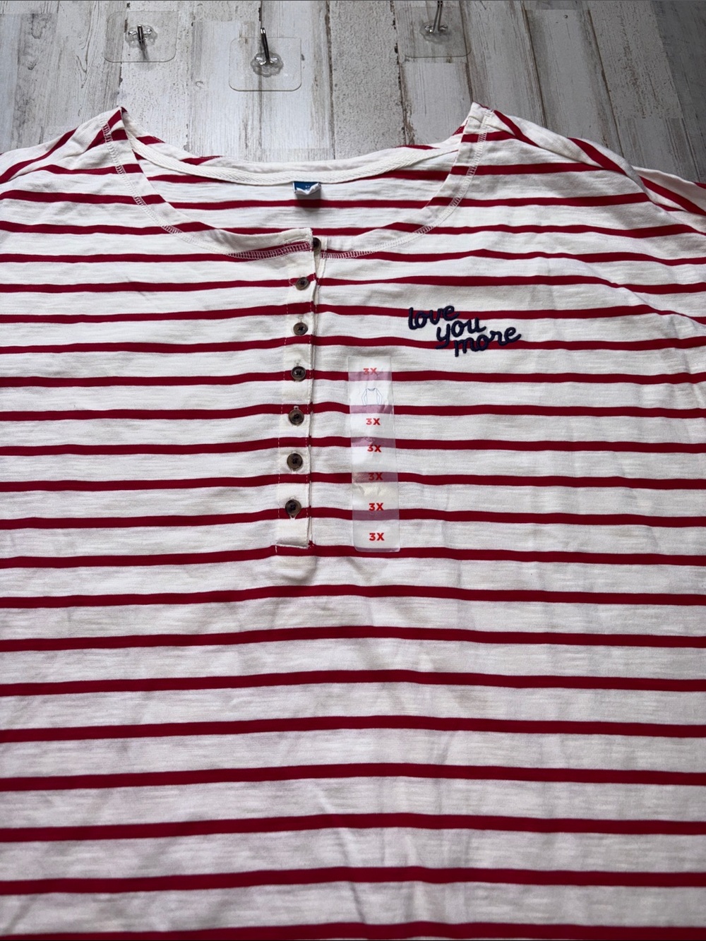Old Navy White and Red Striped Top Size 3X - Picture 3 of 11